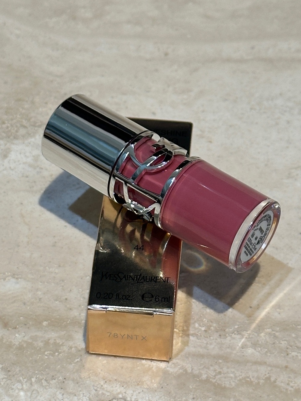 YSL Loveshine Plumping Lip Oil Gloss with Hyaluronic Acid - 44 Nude Lavalliere
